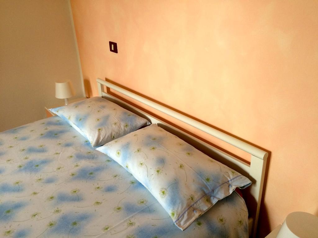 Casa Angela Villa ตอสโกลาโน มาแดร์โน ห้อง รูปภาพ