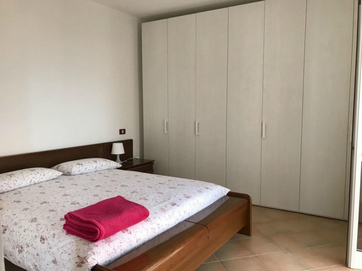 Casa Angela Villa ตอสโกลาโน มาแดร์โน ภายนอก รูปภาพ