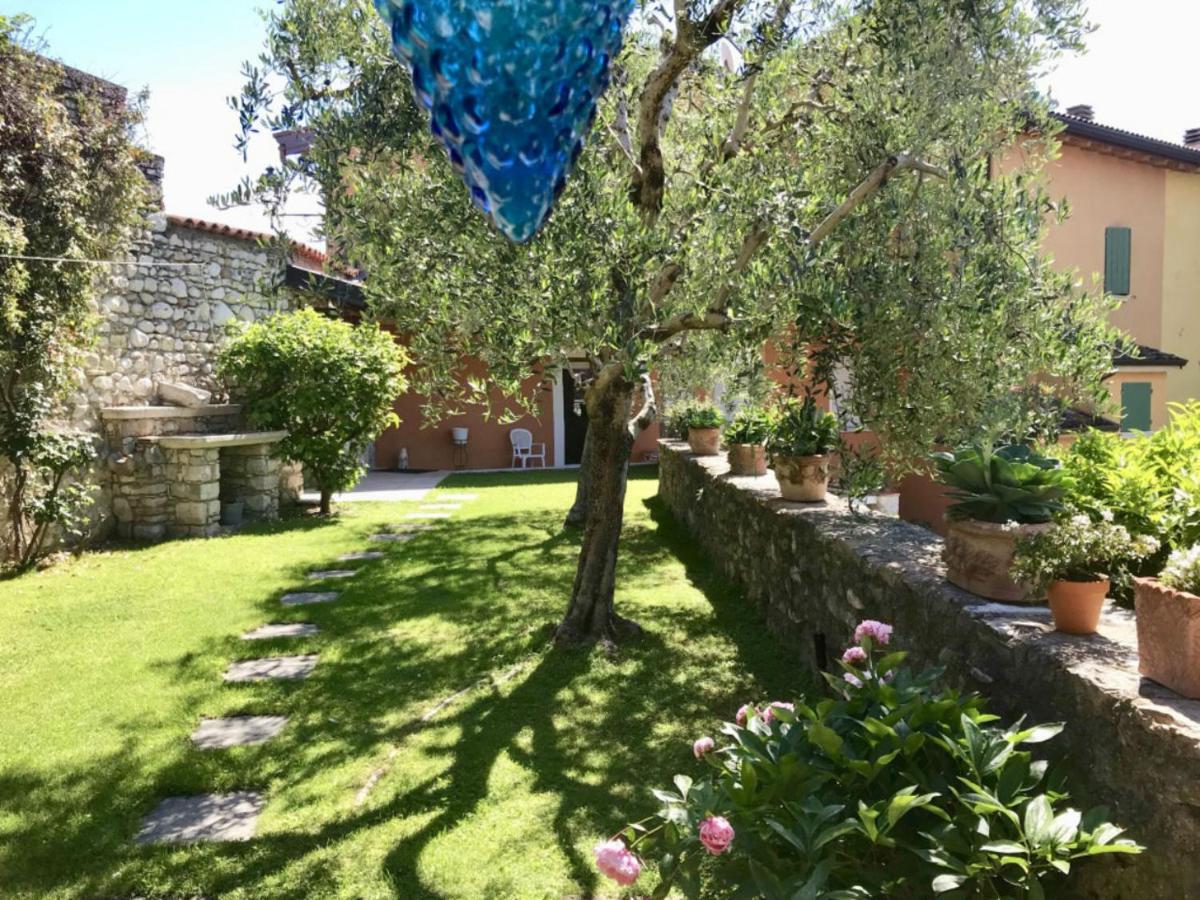 Casa Angela Villa ตอสโกลาโน มาแดร์โน ภายนอก รูปภาพ